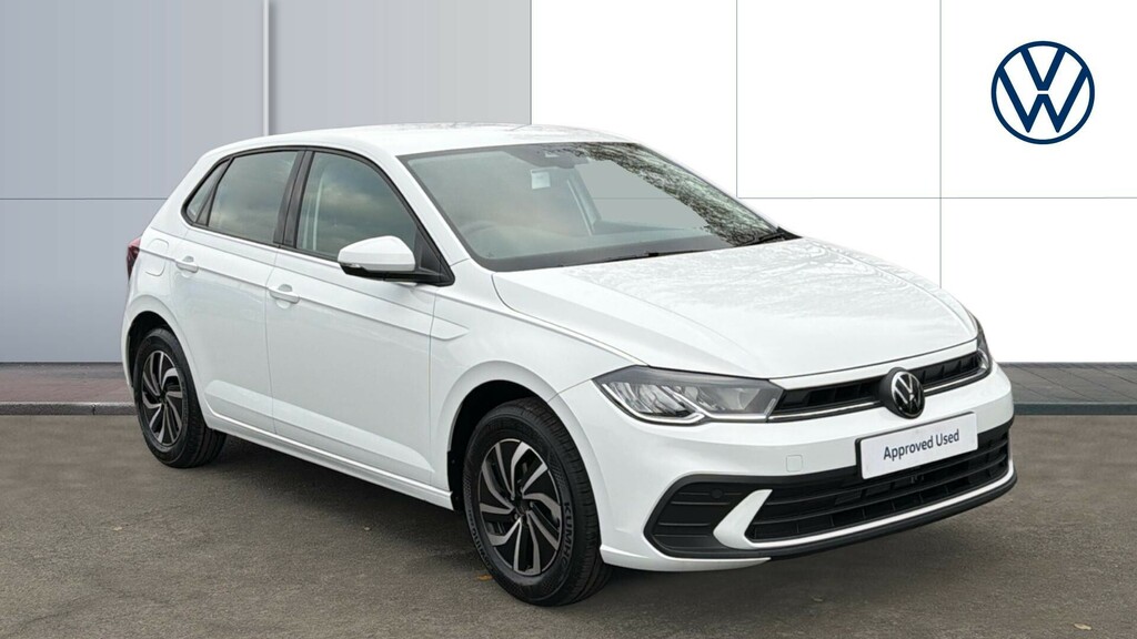 Volkswagen Polo Life White