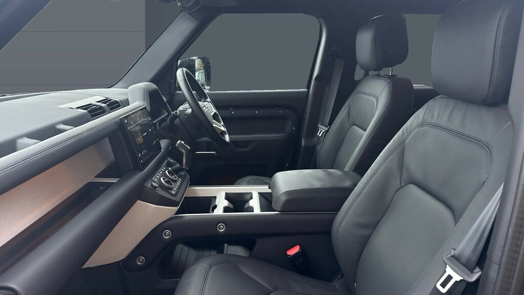 Land Rover Defender 110 X-dynamic Hse WD25ZPX Black #3
