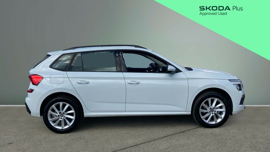 Skoda Kamiq Se Edition GD25PXG White #4