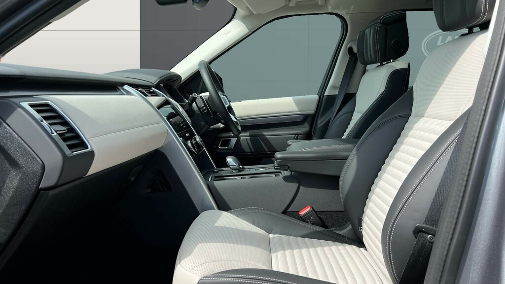 Land Rover Discovery Metropolitan Edition WD75DZT Grey #3