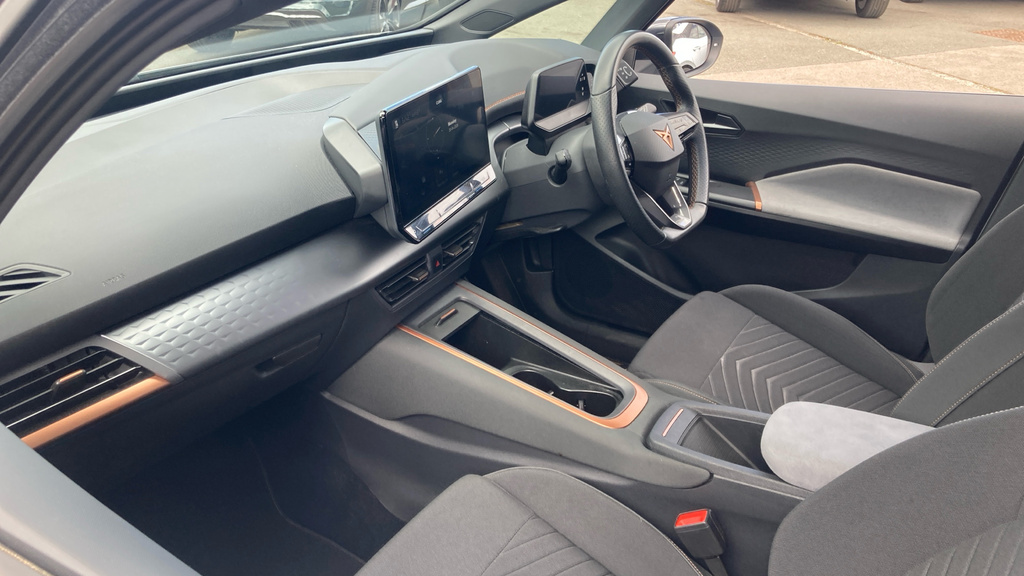 Cupra Born V2 Silver #2