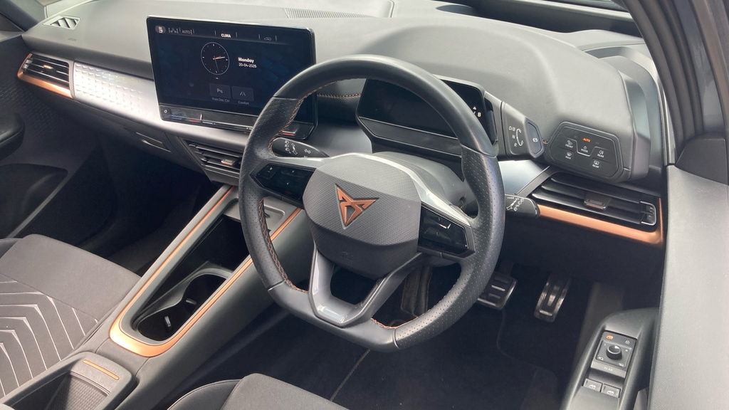 Cupra Born V2 Silver #6
