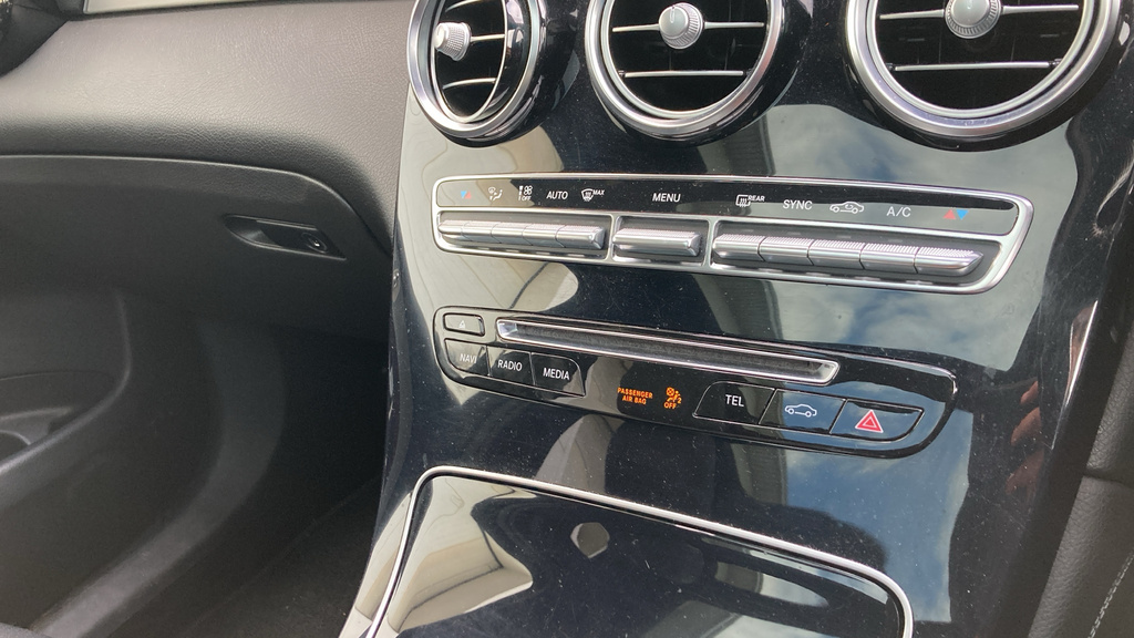 Mercedes-Benz GLC Class Glc 250D 4Matic Sport Silver #28