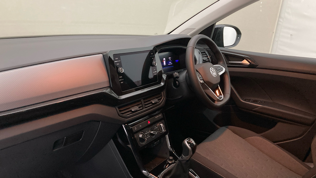 Volkswagen T-Cross Life YL75CDO Black #2