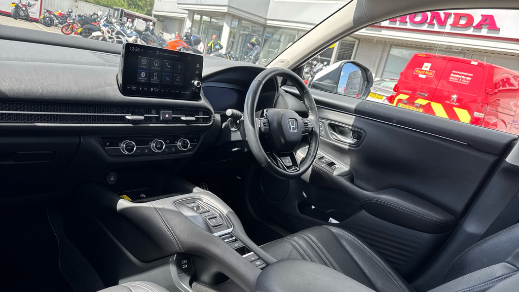 Honda Zr-V Advance White #2