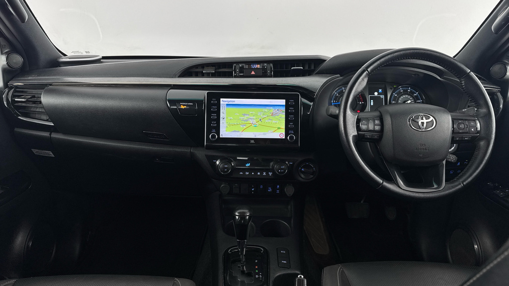 Toyota HILUX Invincible X YG22ZYO Black #6