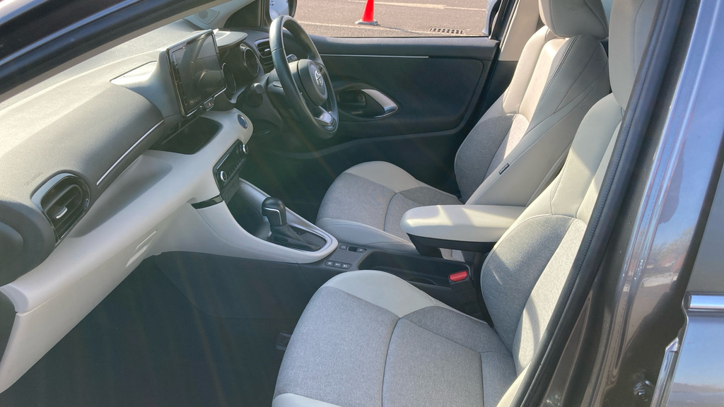 Toyota Yaris Excel MK23VSC Grey #5