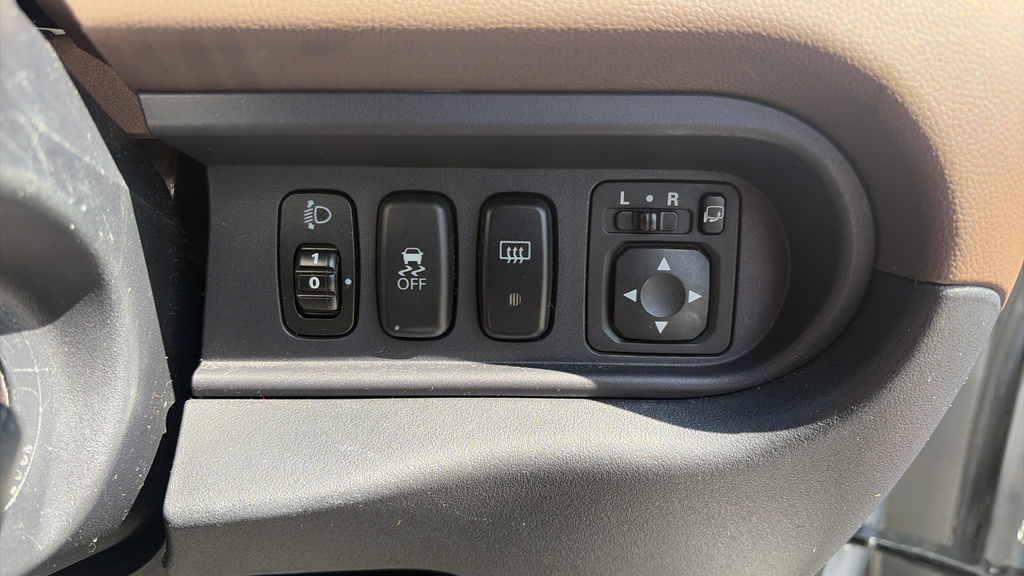 Citroen C-Zero 49Kw 16Kwh Silver #27