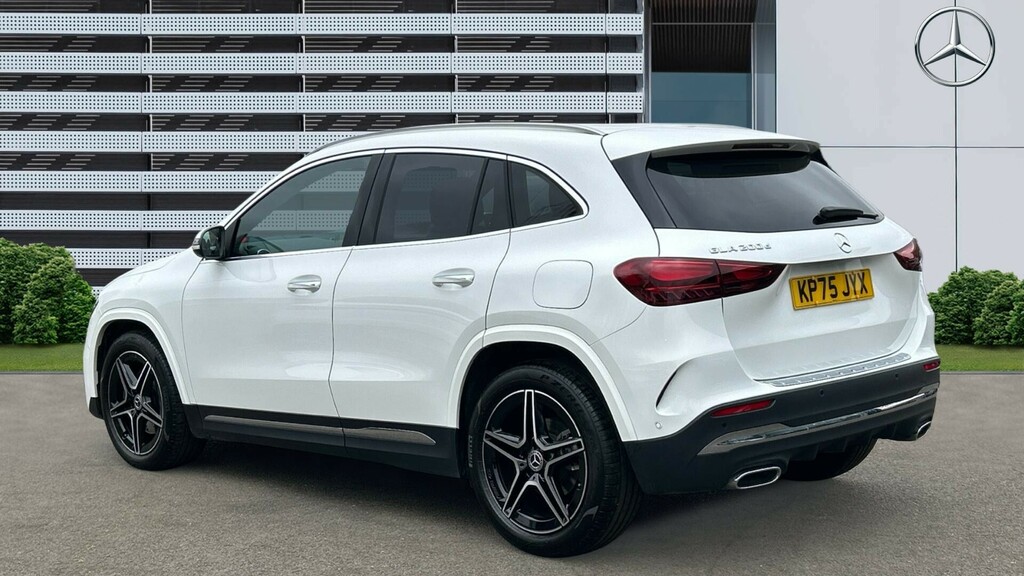 Mercedes-Benz GLA Class Amg Line KP75JYX White #2