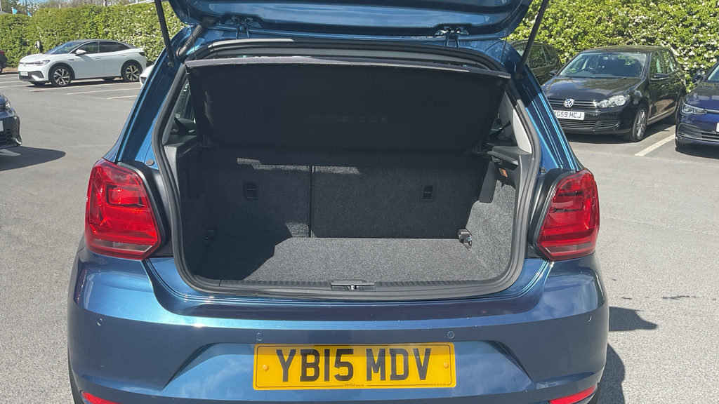 Volkswagen Polo Se Blue #4