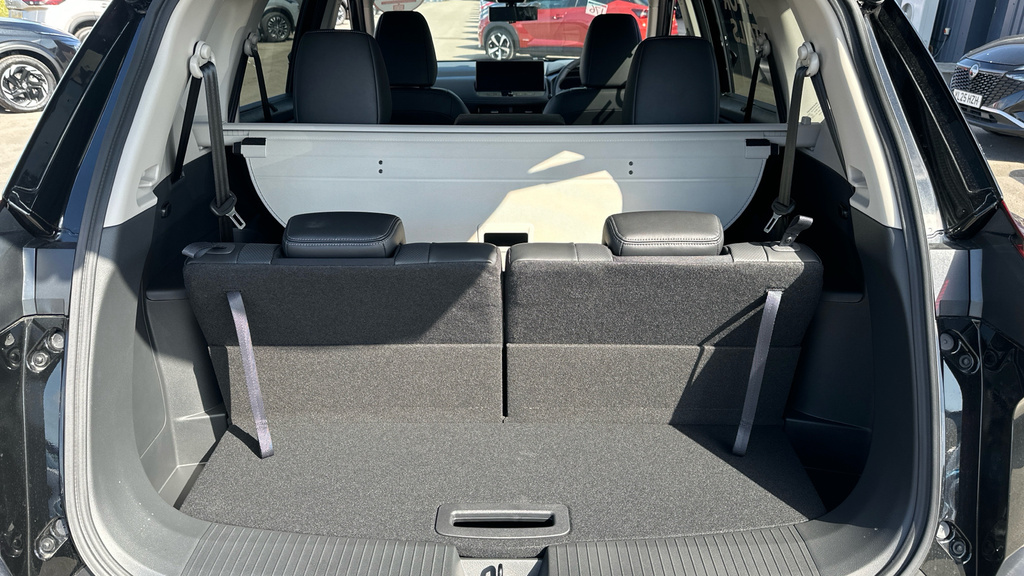 Nissan X-Trail Tekna YE26RTX Black #4