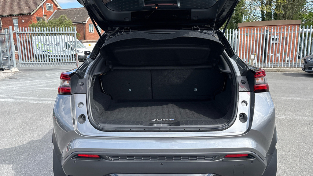 Nissan Juke Tekna FA73AUD Grey #4