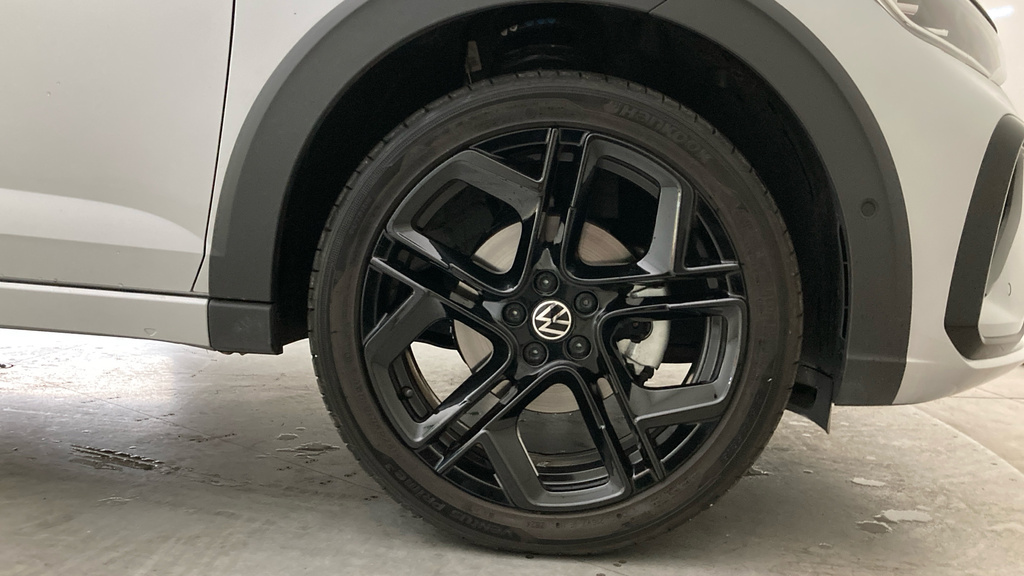 Volkswagen Taigo Black Edition YJ75PTS Black #5