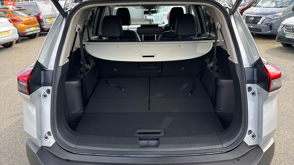 Nissan X-Trail Tekna YP26LKM Silver #4