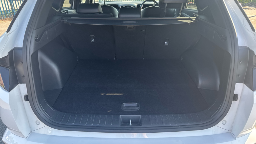 Hyundai Tucson N Line LO72XJE White #4