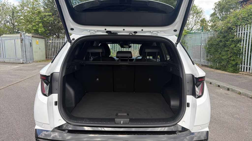 Hyundai Tucson N Line HK25ZDT White #4