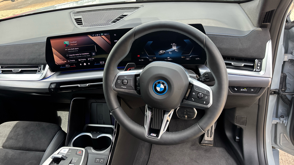 BMW iX2 M Sport NV75YTE Grey #5