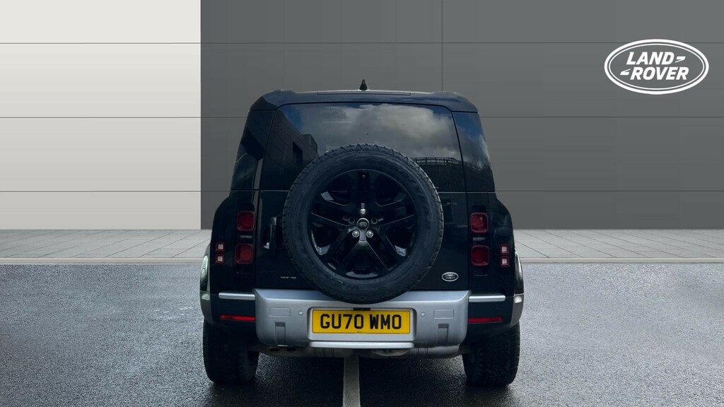 Land Rover Defender 110 Hse Black #6