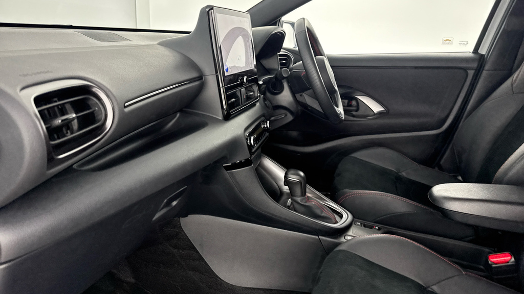 Toyota Yaris Gr Sport GV74DDX Grey #5