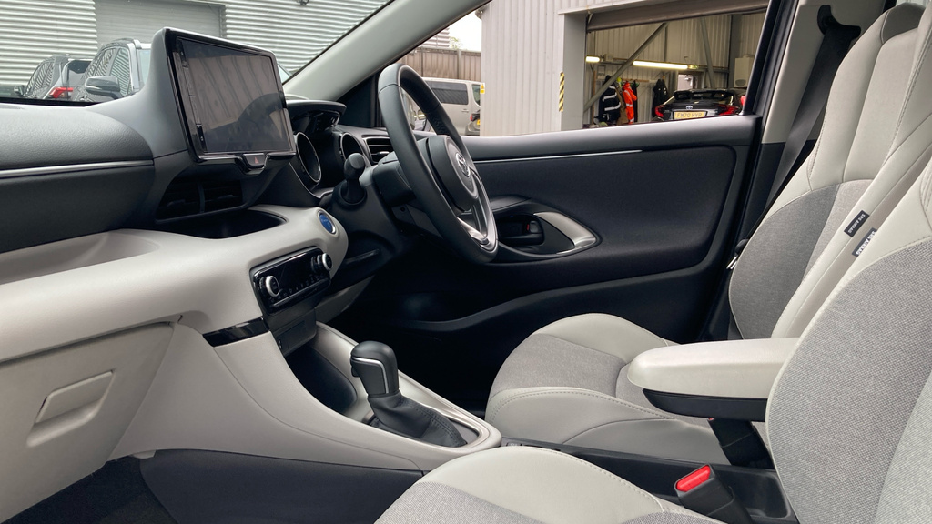Toyota Yaris Excel FP73JJX Grey #5