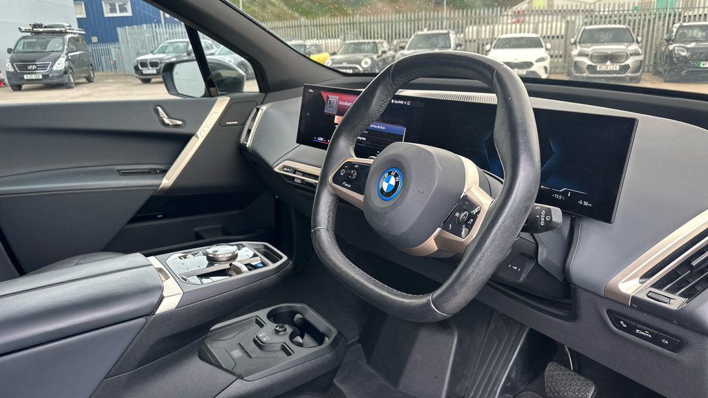 BMW iX M Sport Edition EO72UMM Grey #6