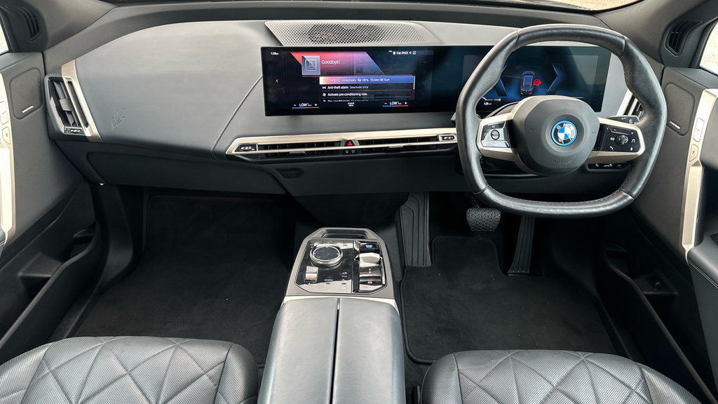 BMW iX M Sport Edition EO72UMM Grey #4