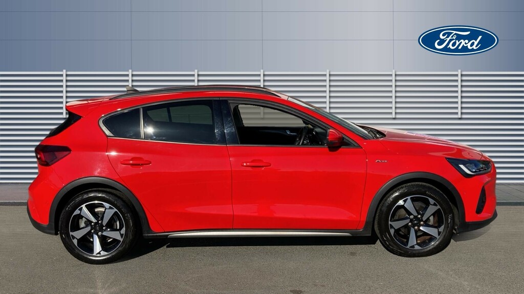 Ford Focus Active Red #5
