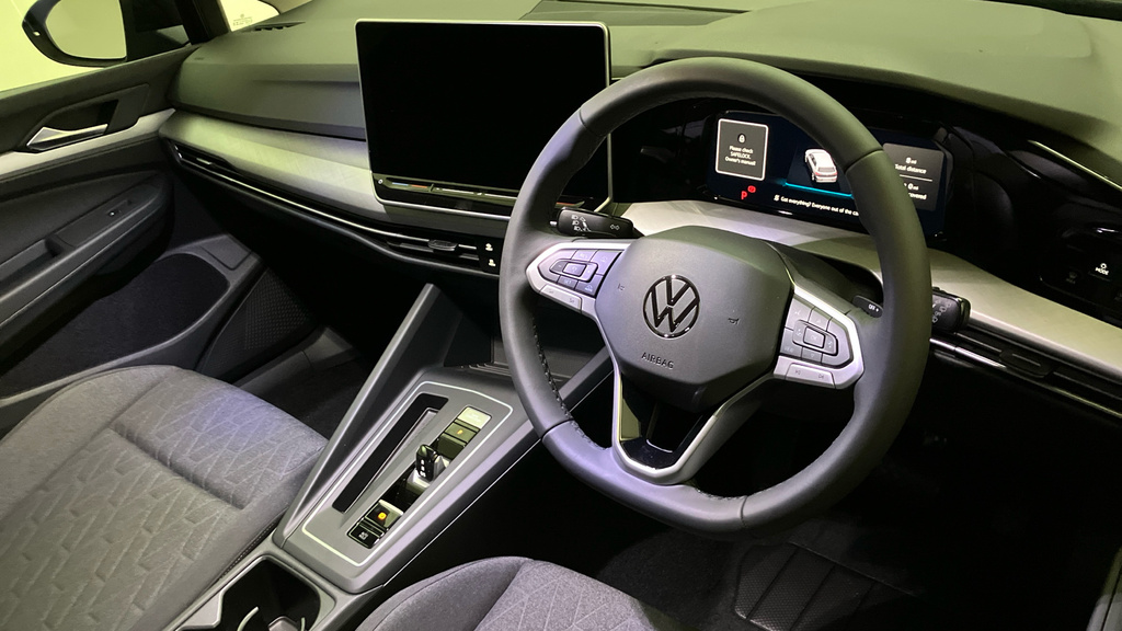 Volkswagen Golf Match Black #6