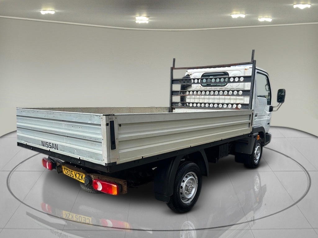 Nissan NT400 Diesel Silver #7