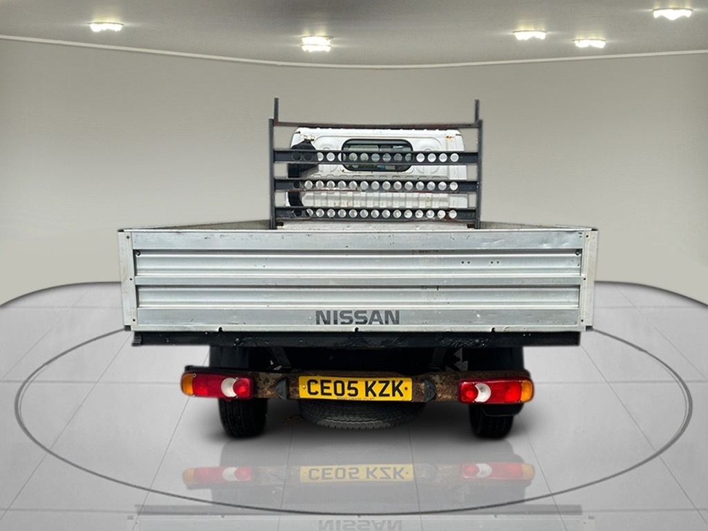 Nissan NT400 Diesel Silver #4
