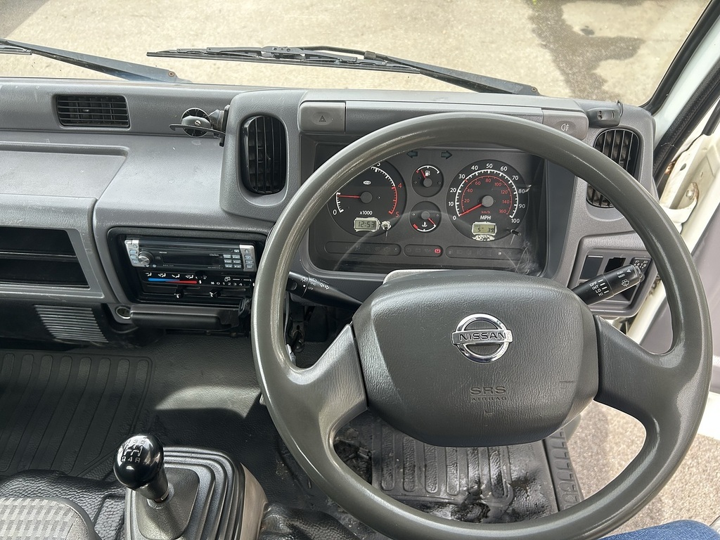 Nissan NT400 Diesel Silver #10