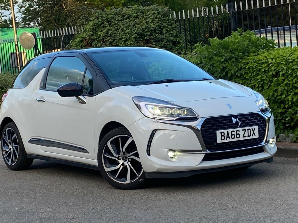 DS DS 3 1.2 Puretech Givenchy Le Makeup Hatchback Petr LJ66WMT  #2
