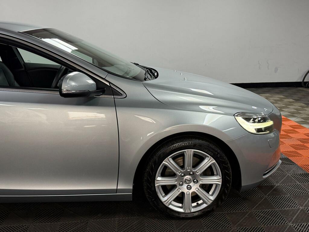 Volvo V40 2.0 D3 Inscription Euro 6 Ss Silver #6