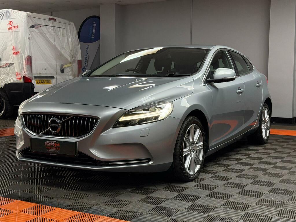 Volvo V40 2.0 D3 Inscription Euro 6 Ss Silver #3