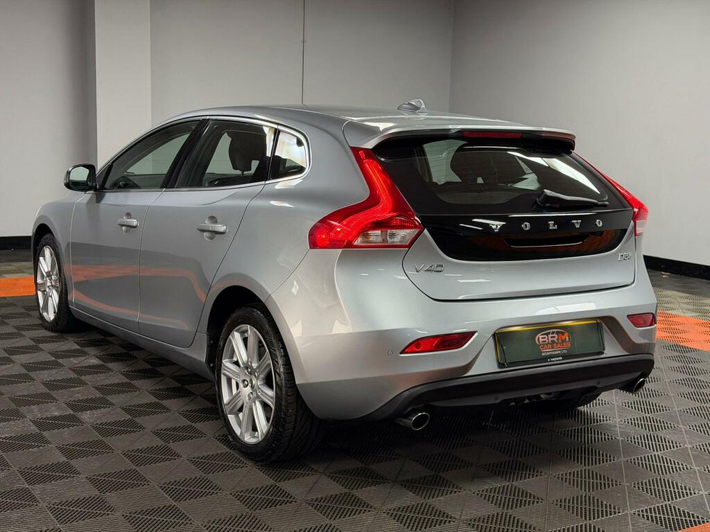 Volvo V40 2.0 D3 Inscription Euro 6 Ss Silver #4