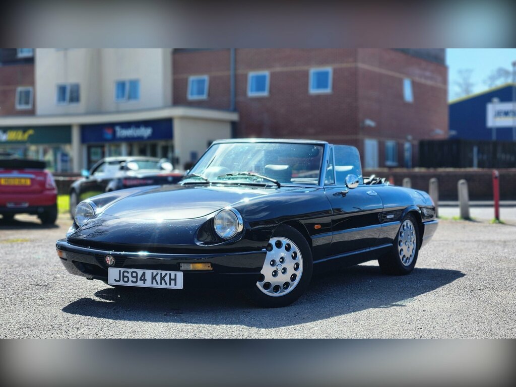 Alfa Romeo Spider Convertible Black