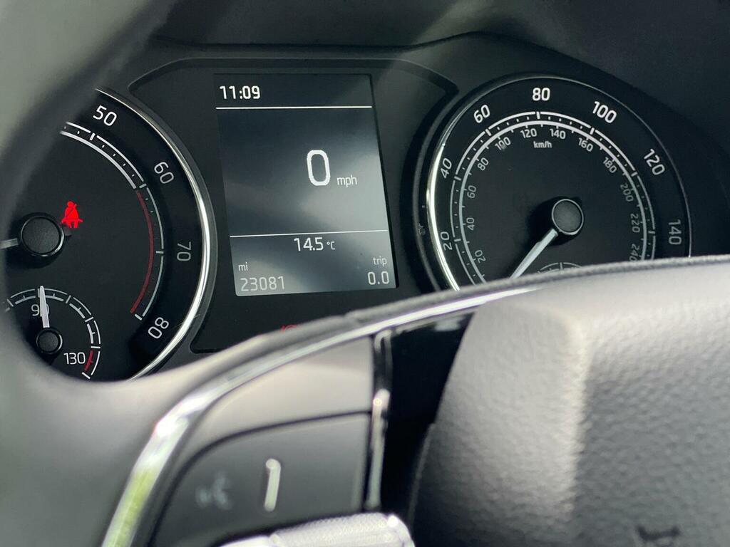 Skoda Kamiq 1.0 Tsi Se Euro 6 Ss 202222 RK22VWS Silver #6