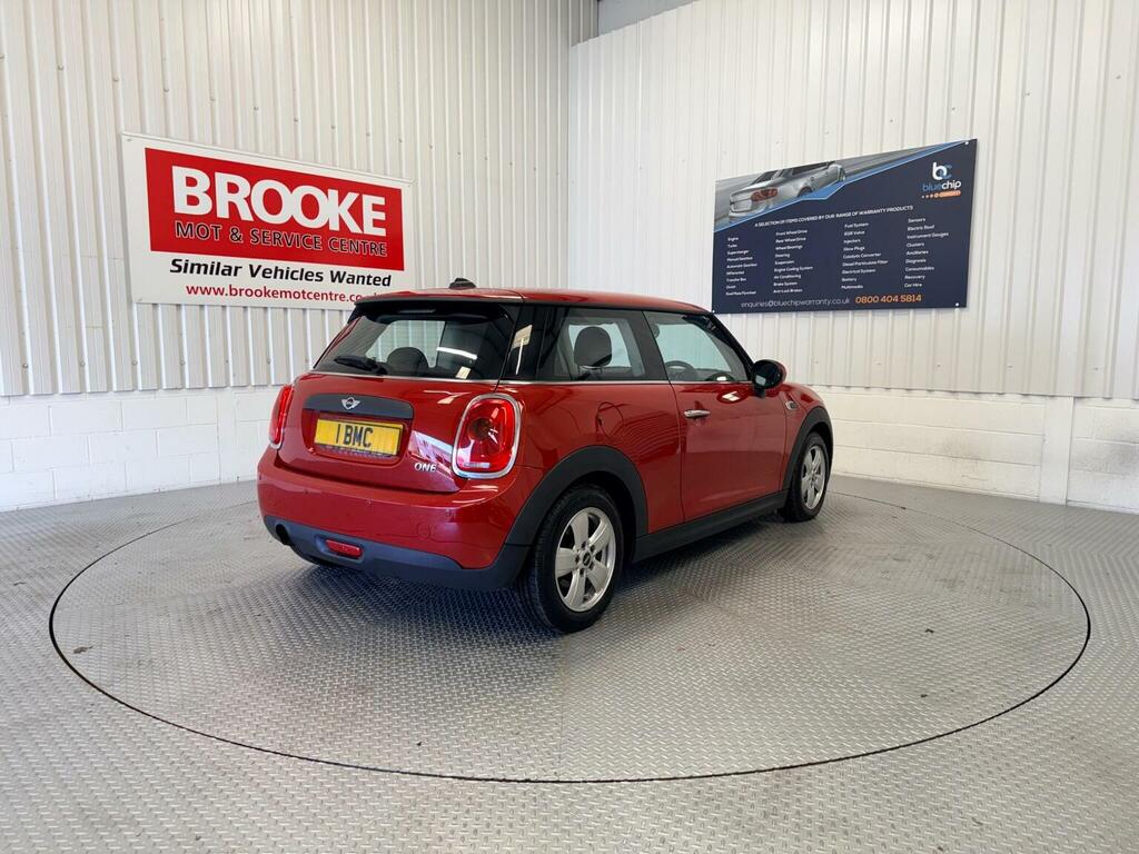Mini Hatch Hatchback 1.2 One Euro 6 Ss 201717 FG17LFN Red #5