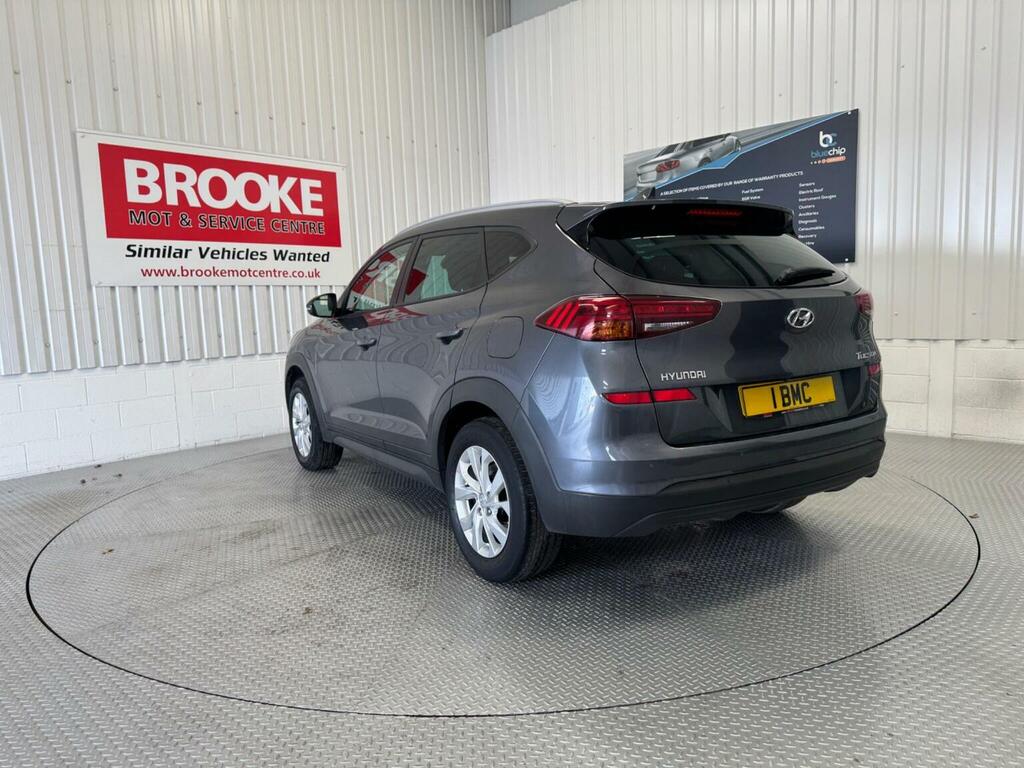 Hyundai Tucson Suv 1.6 Gdi Se Nav Euro 6 Ss 201969 FN69NBB Grey #3