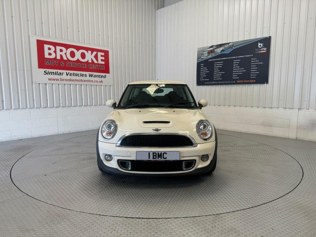 Mini Hatch Hatchback 1.6 Cooper S Euro 5 Ss 201463 PF63UKE White #2