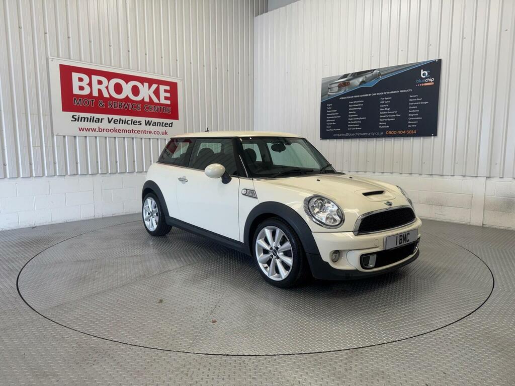 Mini Hatch Hatchback 1.6 Cooper S Euro 5 Ss 201463 White
