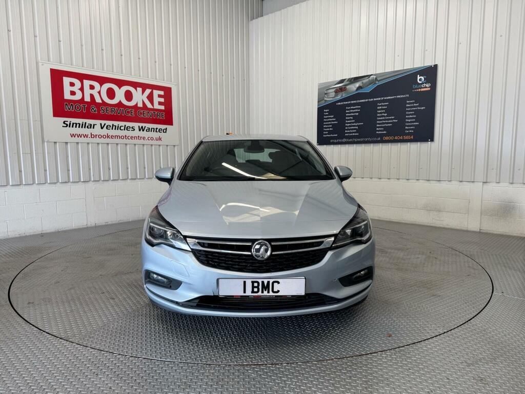 Vauxhall Astra Hatchback 1.6 Cdti Ecoflex Elite Nav Euro 6 Ss DV17EDO Silver #2
