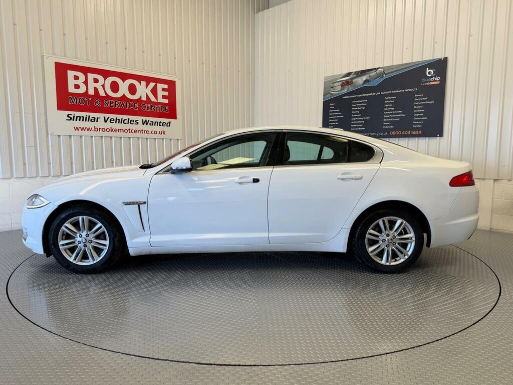 Jaguar XF Saloon 2.2D Luxury Euro 5 Ss 201212 OY12AHO White #6