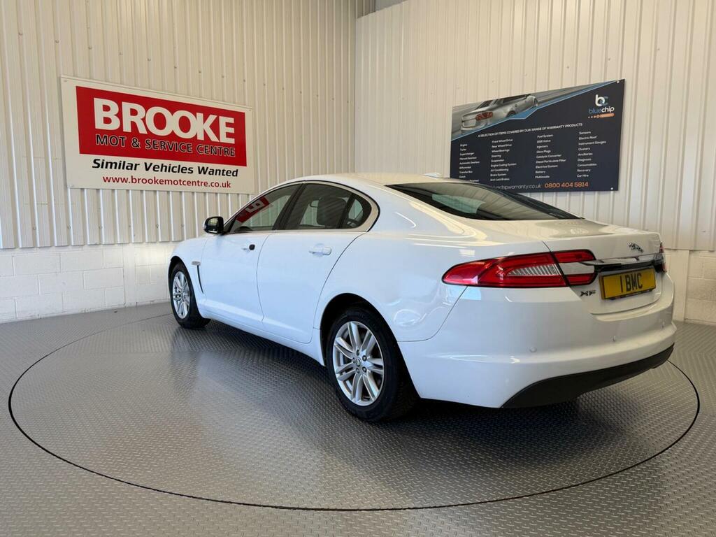 Jaguar XF Saloon 2.2D Luxury Euro 5 Ss 201212 OY12AHO White #5