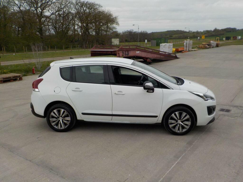 Peugeot 3008 1.6 Bluehdi Active Euro 6 S S ND15ZDF White #3