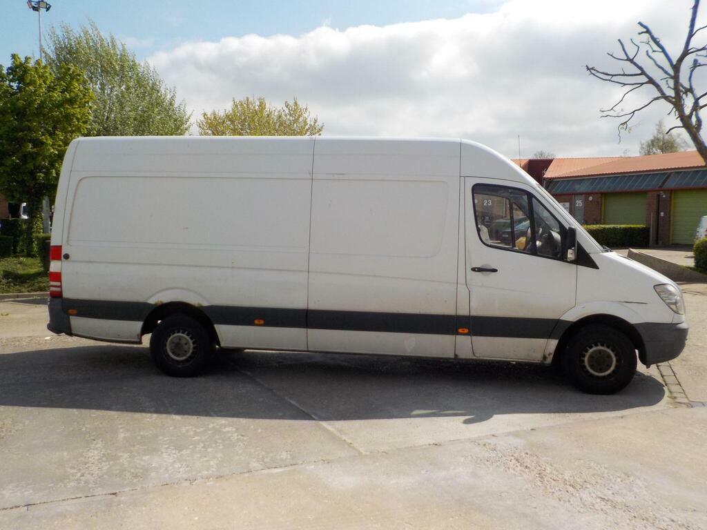 Mercedes-Benz Sprinter Sprinter 210 Cdi Blue #1