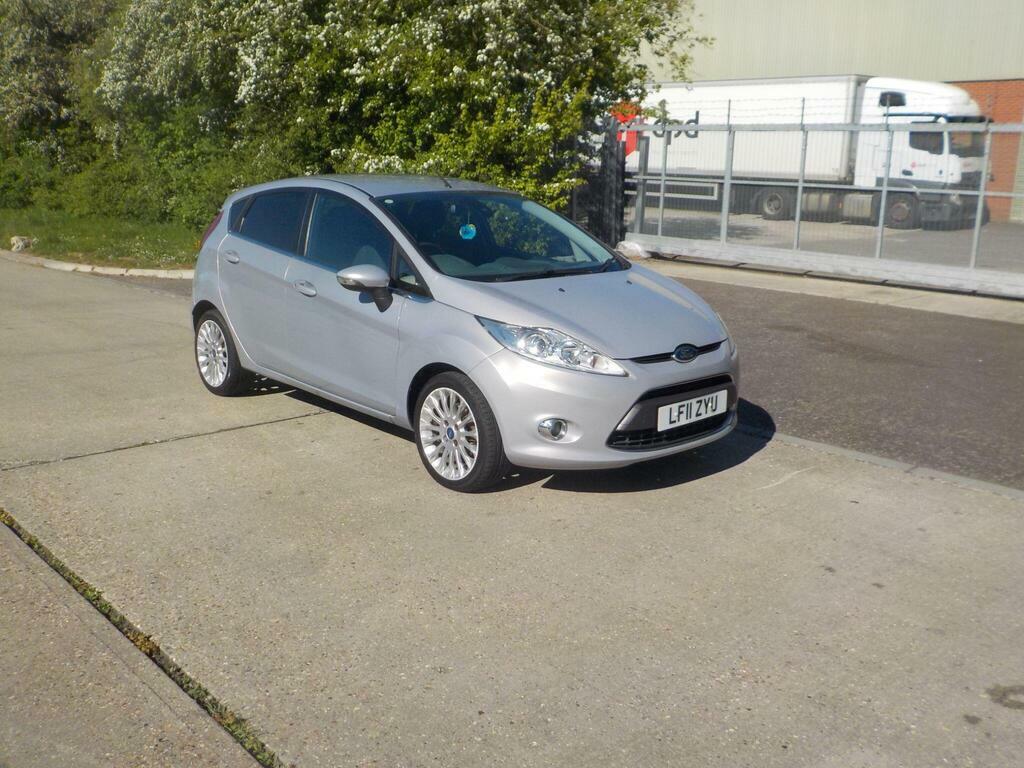 Ford Fiesta 1.4 Tdci Dpf Titanium  Silver #3