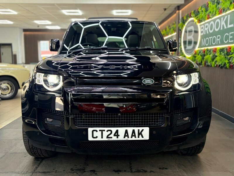 Land Rover Defender 110 Defender Xs Edition D Mhe CT24AAK Black #4