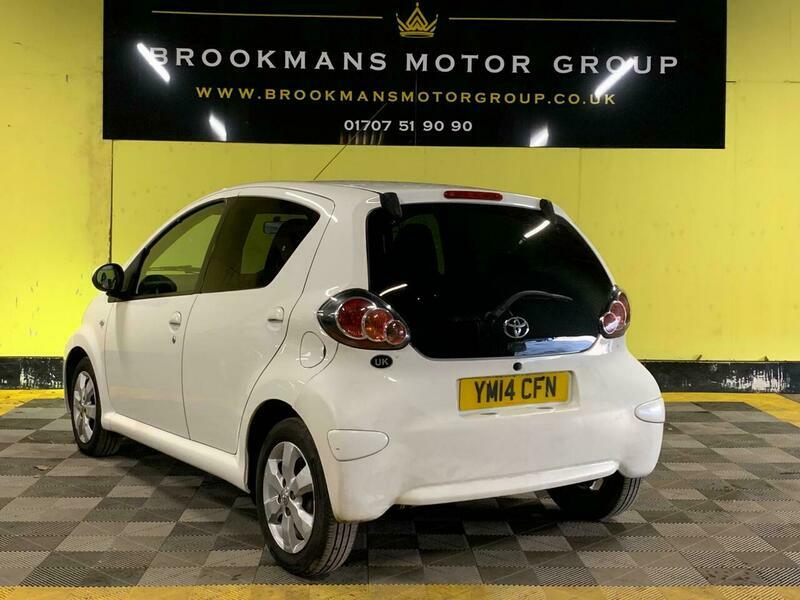 Toyota Aygo 1.0 Vvt-i Move Euro YM14CFN White #6