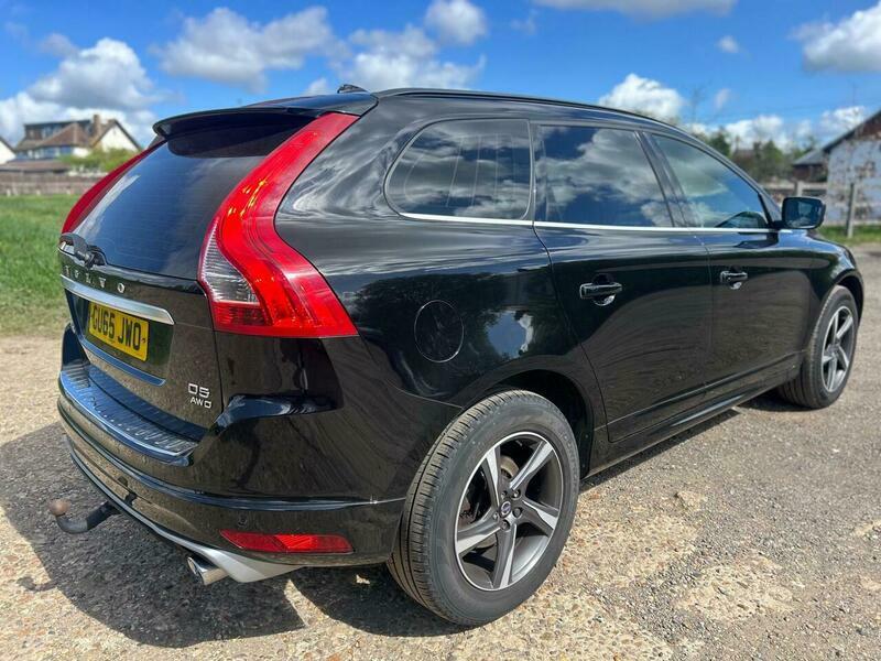 Volvo XC60 2.4 D5 R-design Nav GU65JWO Black #6